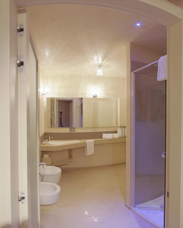 Aparthotel & Mirabel 3*
